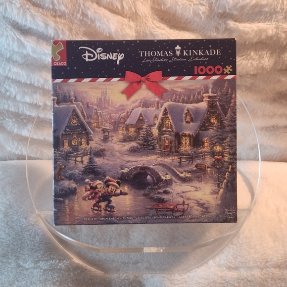 Disney Minnie & Mickey Mouse Happy Christmas Special Exclusive Set - Picture 4 of 15
